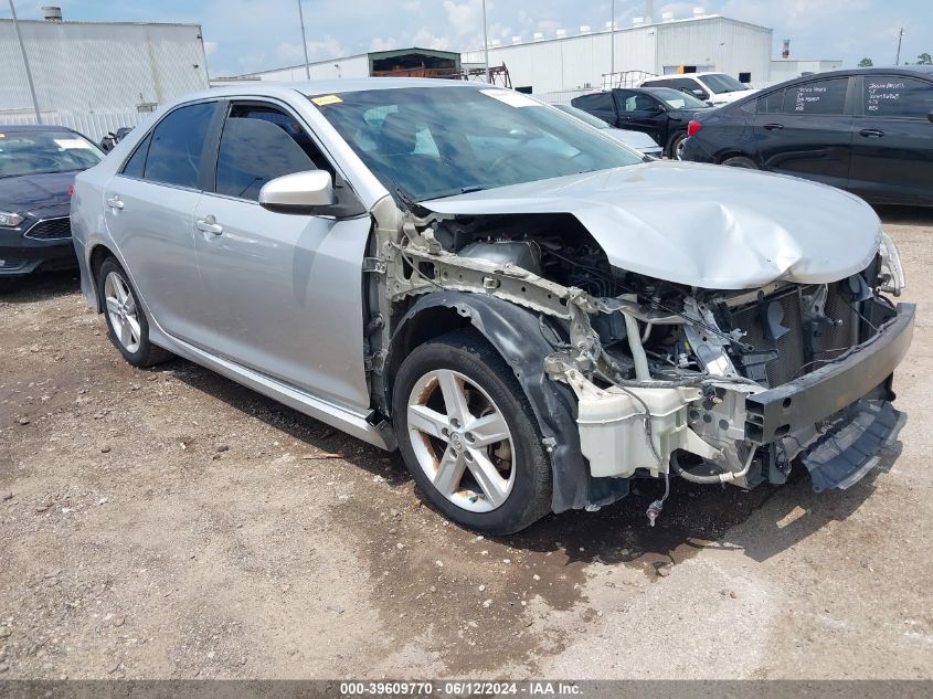 2013 TOYOTA CAMRY SE