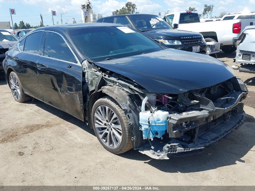 2021 LEXUS ES 300H