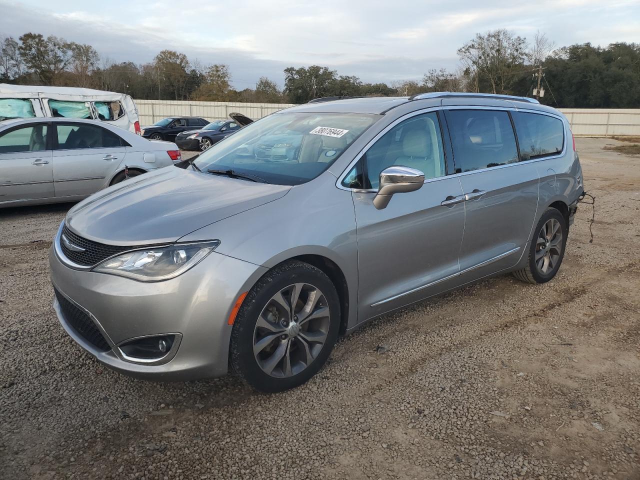 2017 CHRYSLER PACIFICA LIMITED