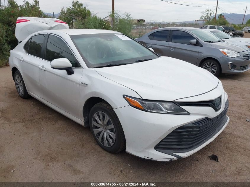 2018 TOYOTA CAMRY HYBRID LE