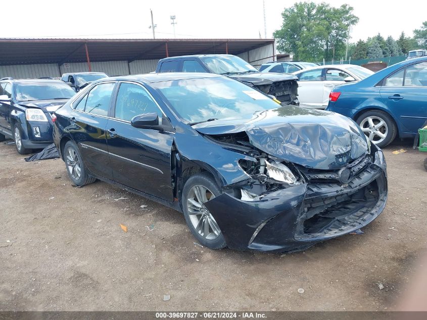 2016 TOYOTA CAMRY SE