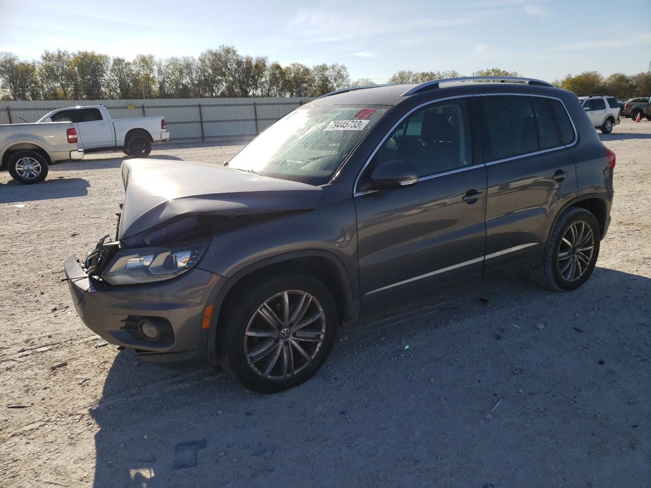 2016 VOLKSWAGEN TIGUAN S