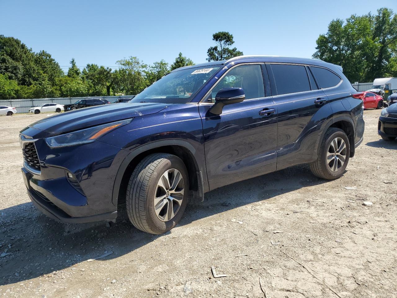 2021 TOYOTA HIGHLANDER XLE