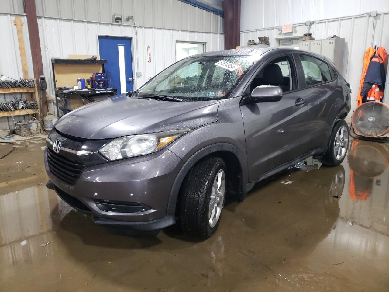 2017 HONDA HR-V LX