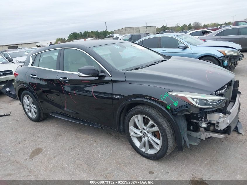 2018 INFINITI QX30 LUXURY