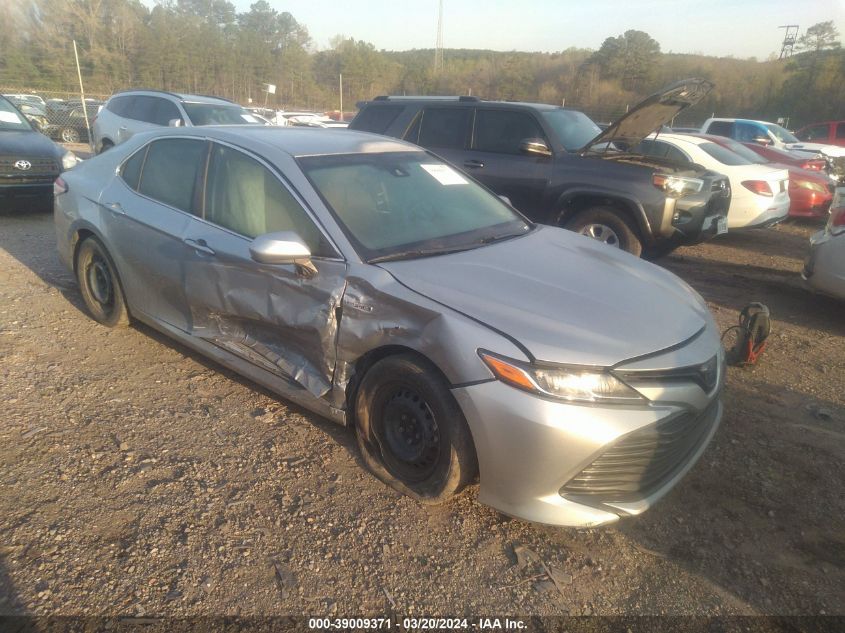 2018 TOYOTA CAMRY HYBRID LE