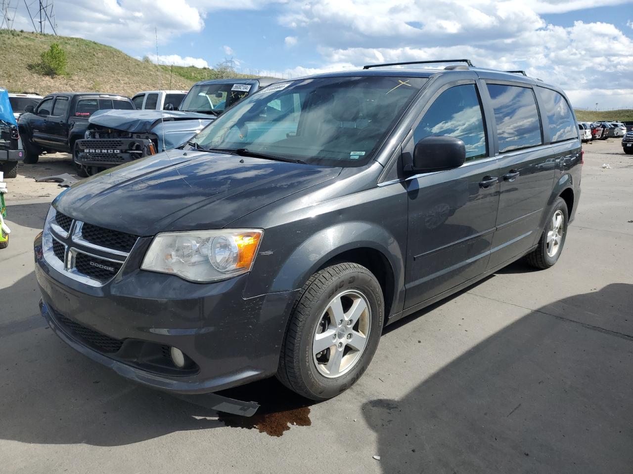 2011 DODGE GRAND CARAVAN CREW