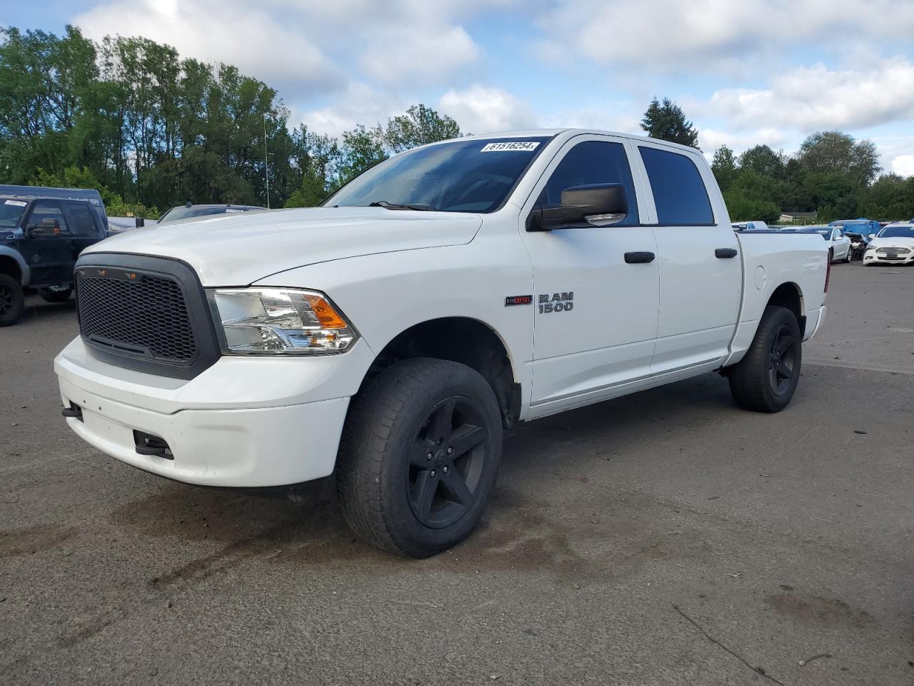 2015 RAM 1500 ST