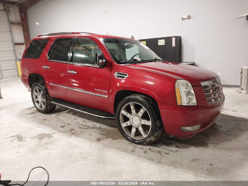 2013 CADILLAC ESCALADE LUXURY