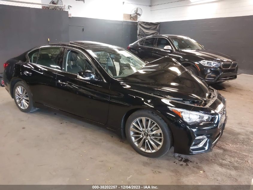 2023 INFINITI Q50 LUXE AWD