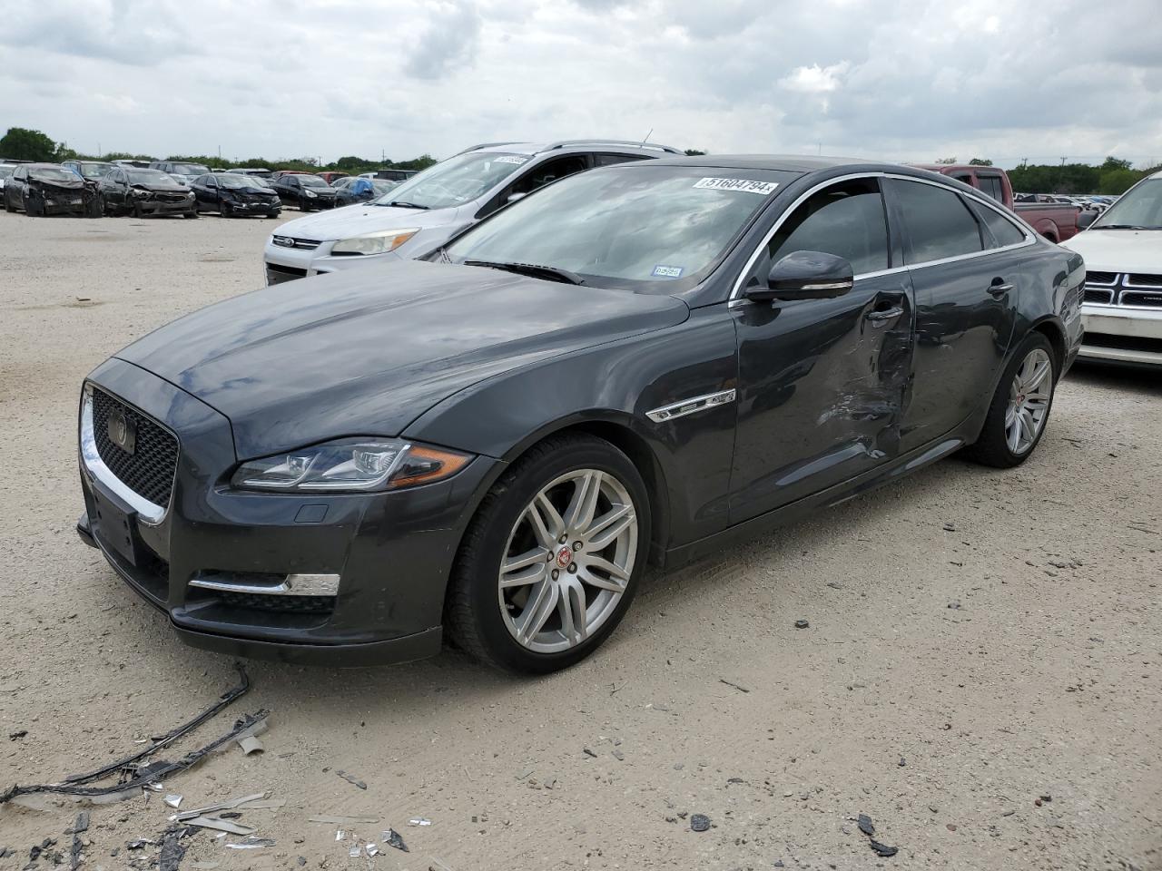 2019 JAGUAR XJ R - SPORT