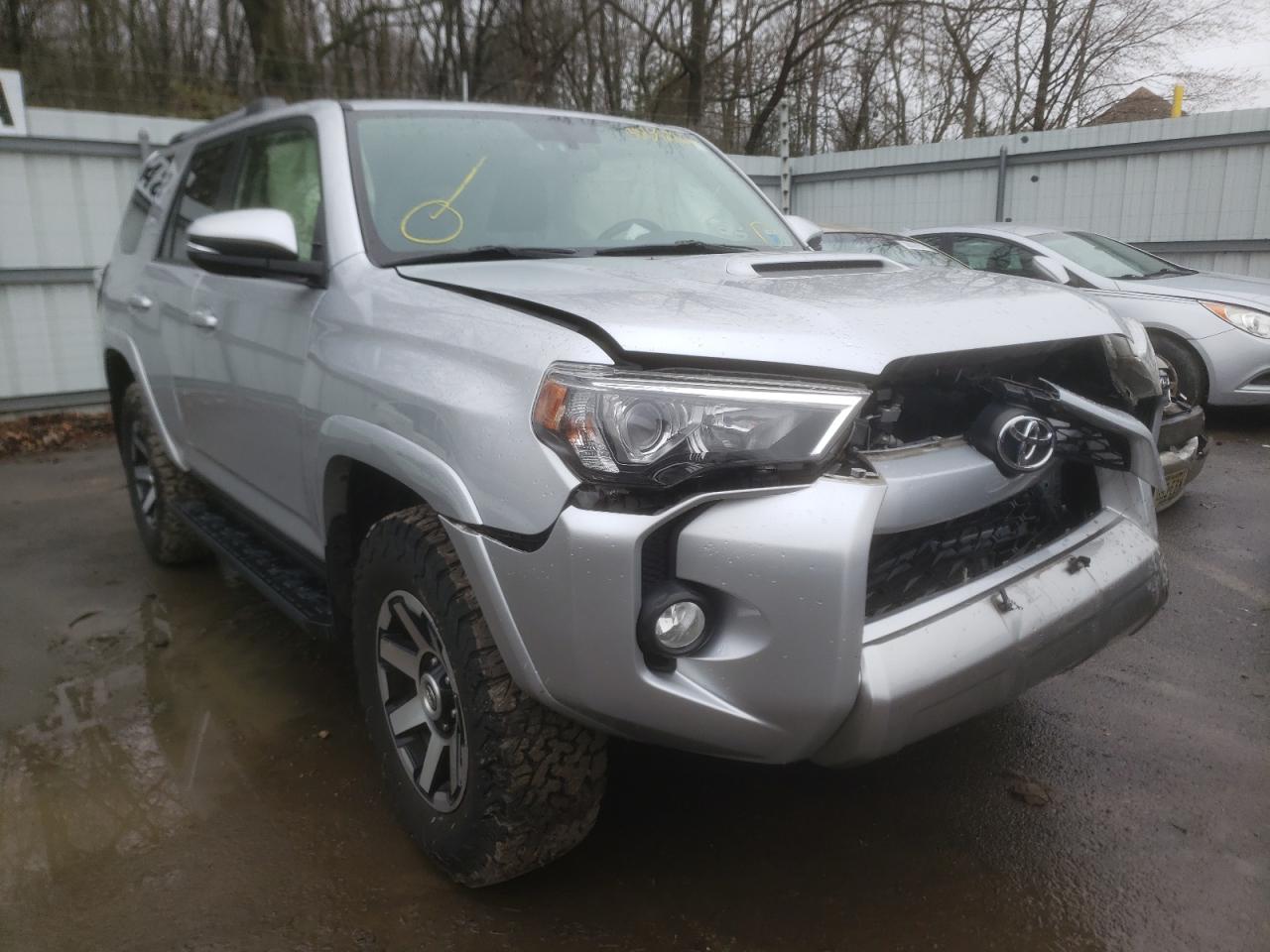 2017 TOYOTA 4RUNNER SR5/SR5 PREMIUM