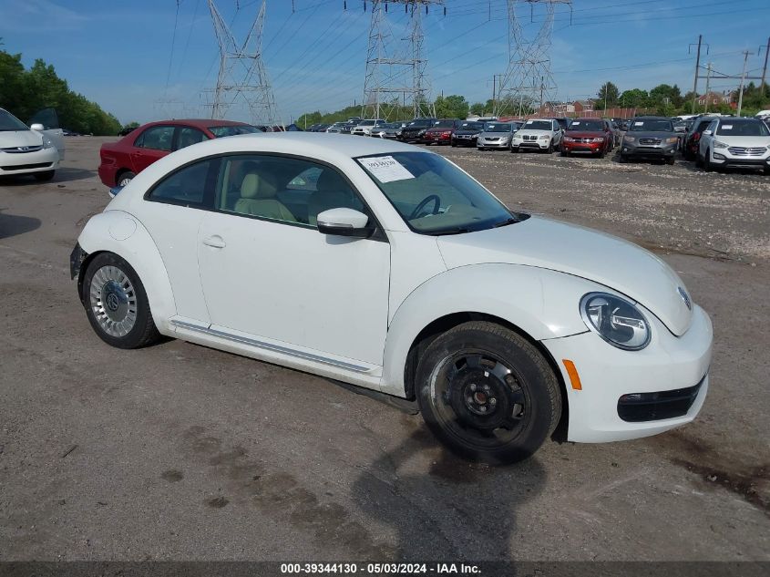 2016 VOLKSWAGEN BEETLE 1.8T SE