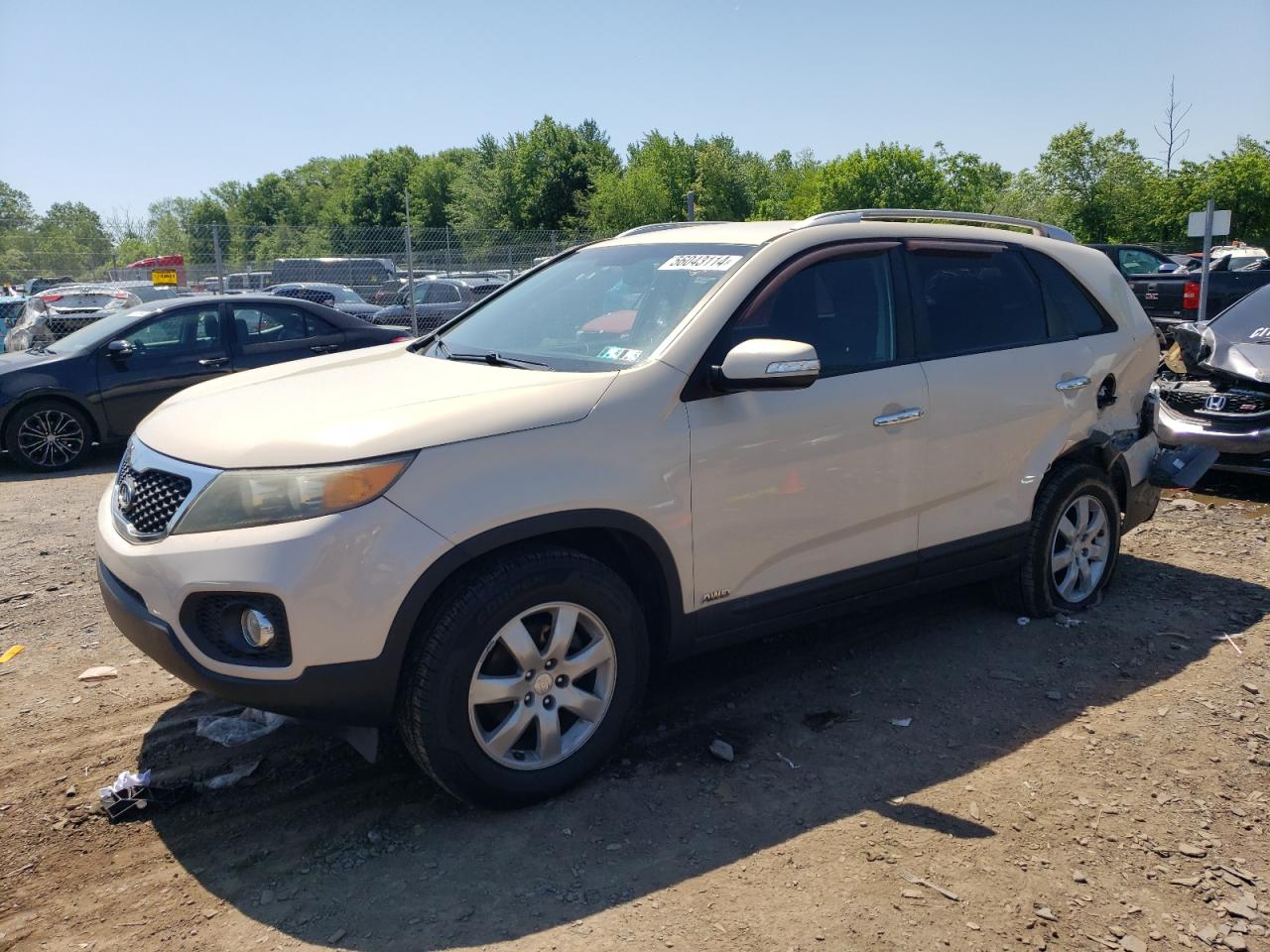 2011 KIA SORENTO BASE