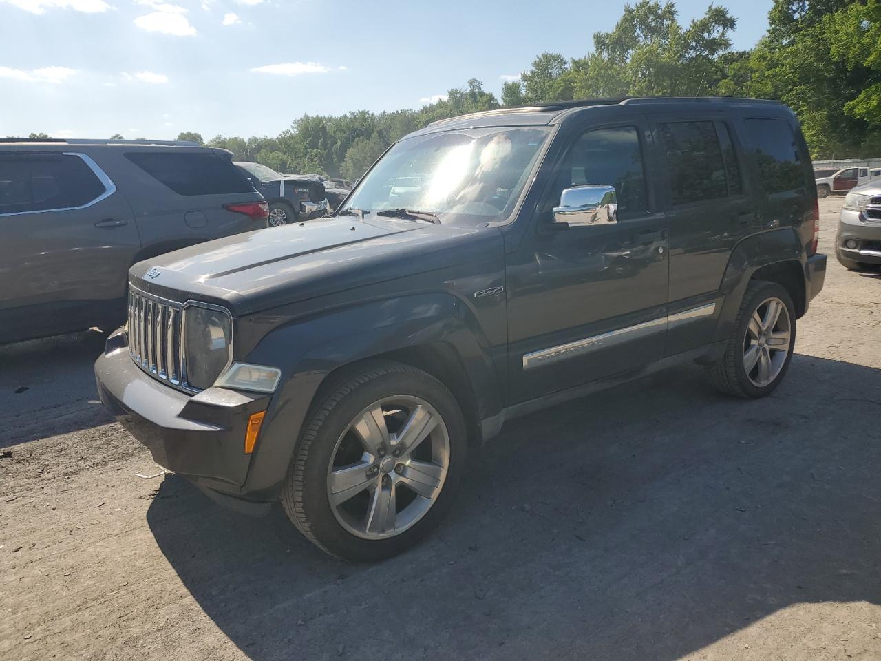 2011 JEEP LIBERTY SPORT