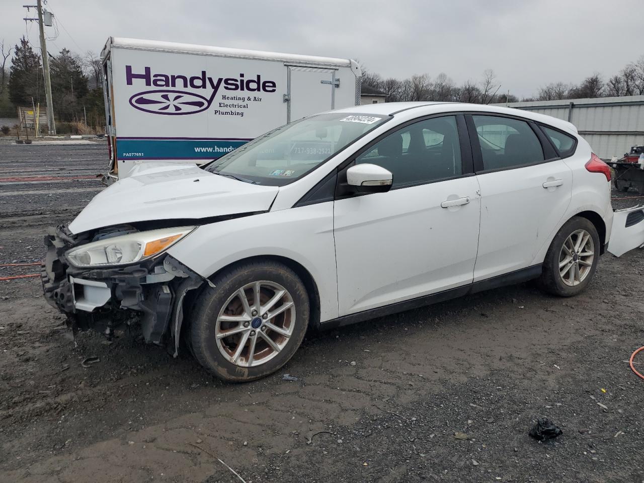 2015 FORD FOCUS SE