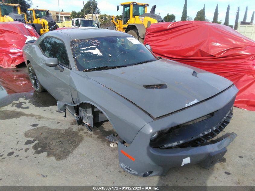 2018 DODGE CHALLENGER SXT