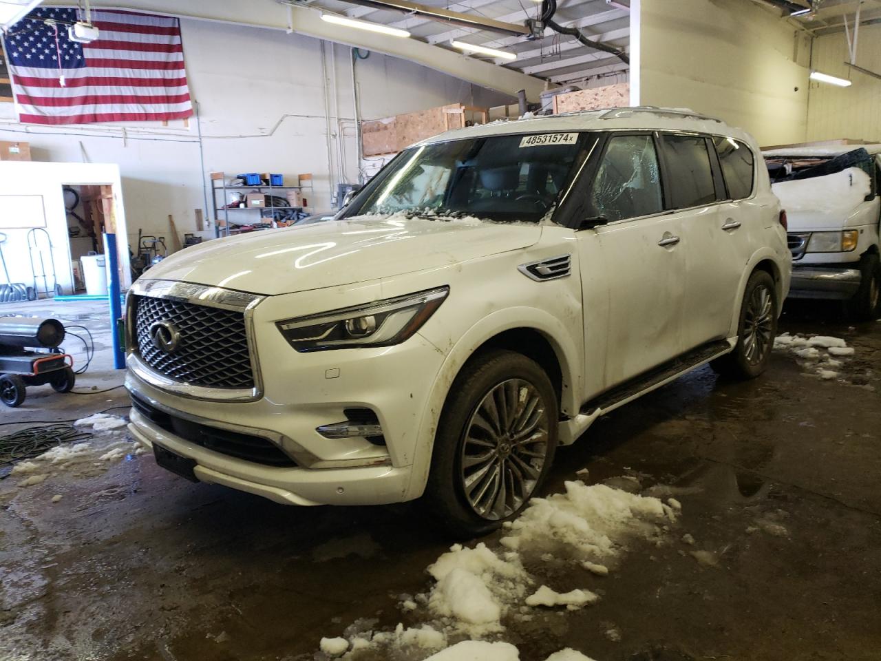 2021 INFINITI QX80 SENSORY