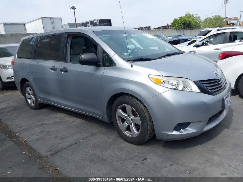 2014 TOYOTA SIENNA