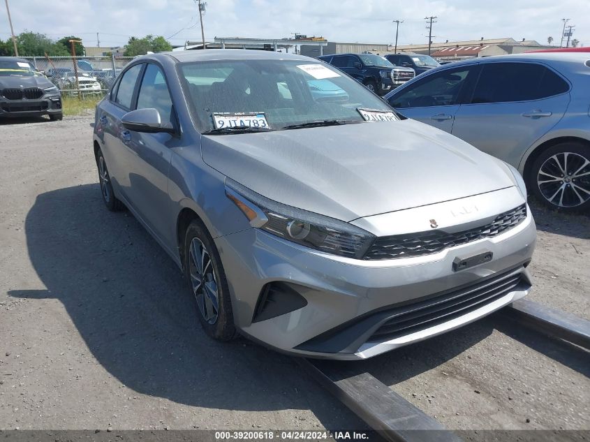 2023 KIA FORTE LXS