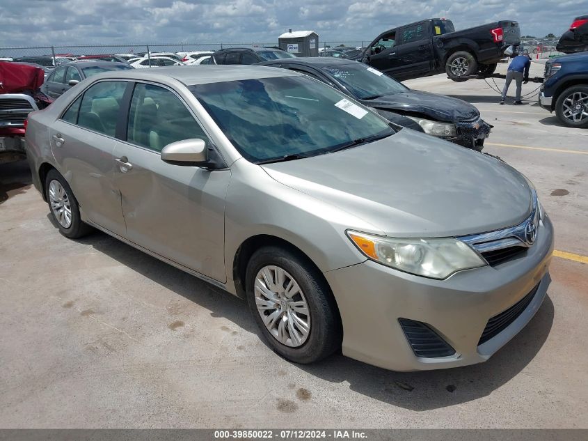 2014 TOYOTA CAMRY LE