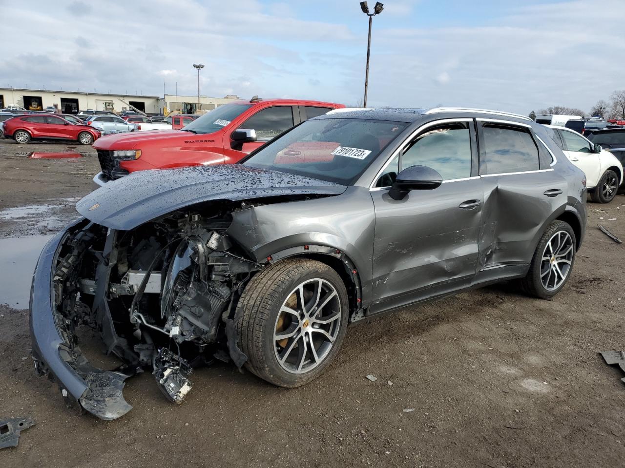 2020 PORSCHE CAYENNE