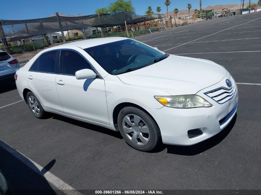 2011 TOYOTA CAMRY LE