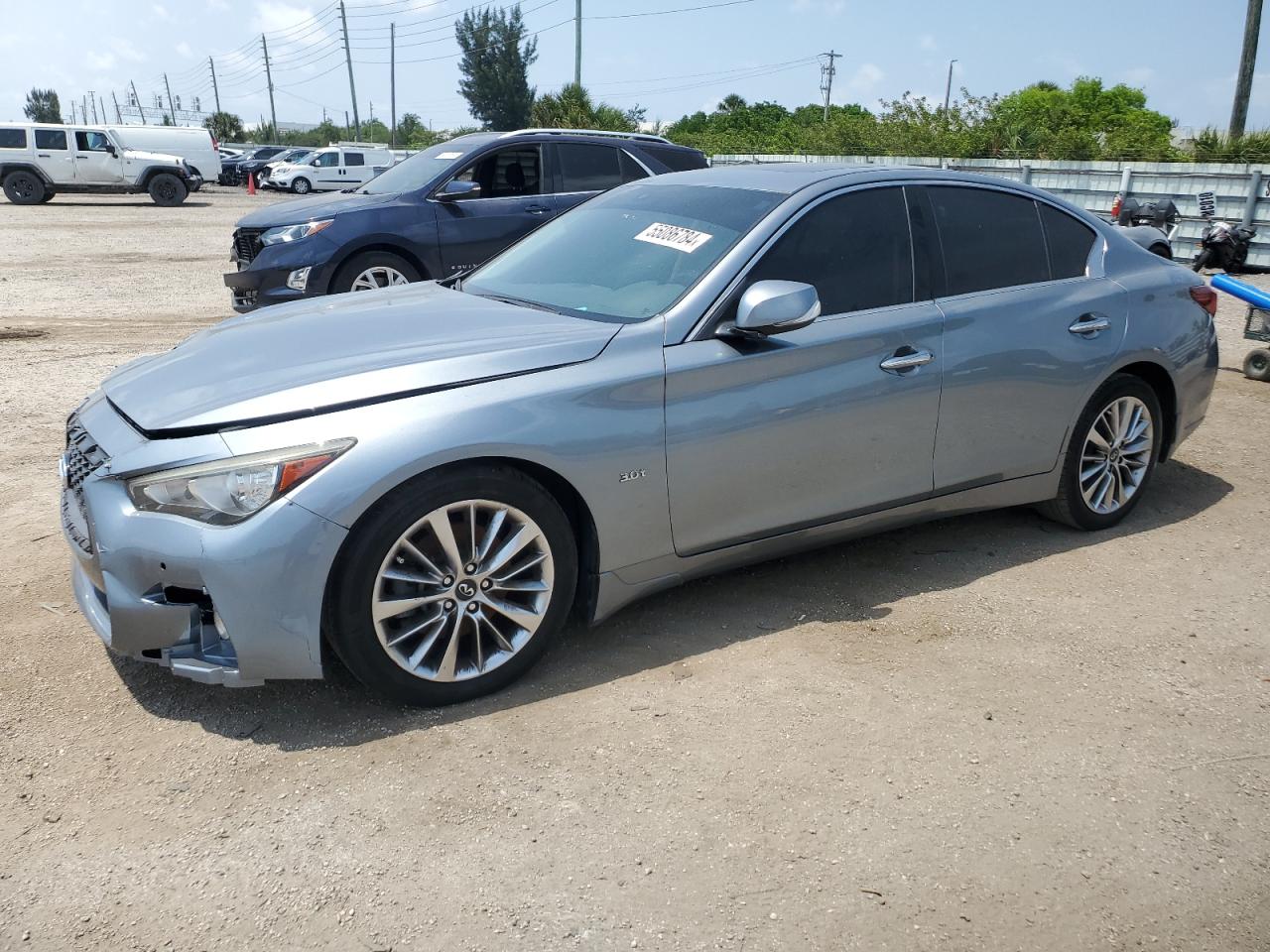 2018 INFINITI Q50 LUXE