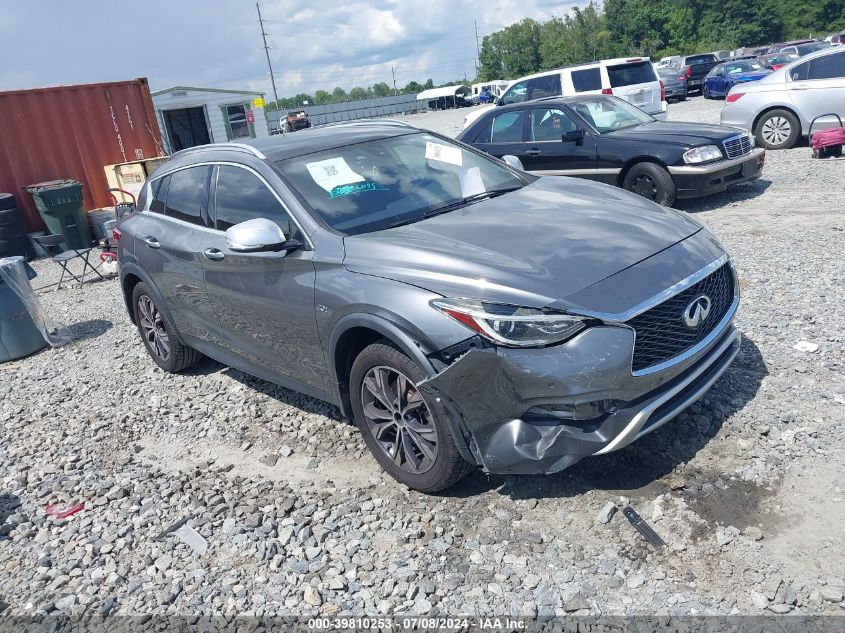 2017 INFINITI QX30 PREMIUM