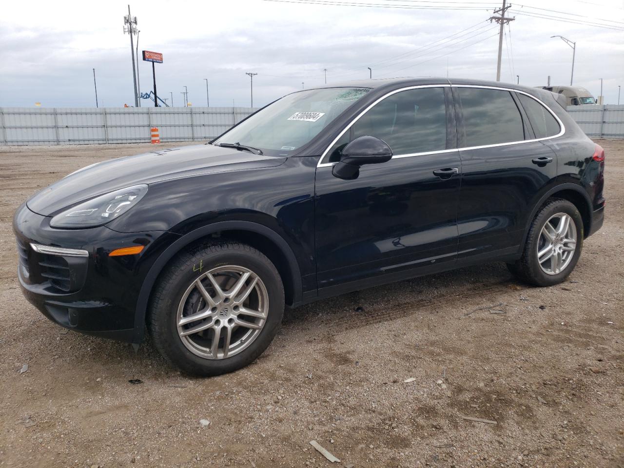 2016 PORSCHE CAYENNE