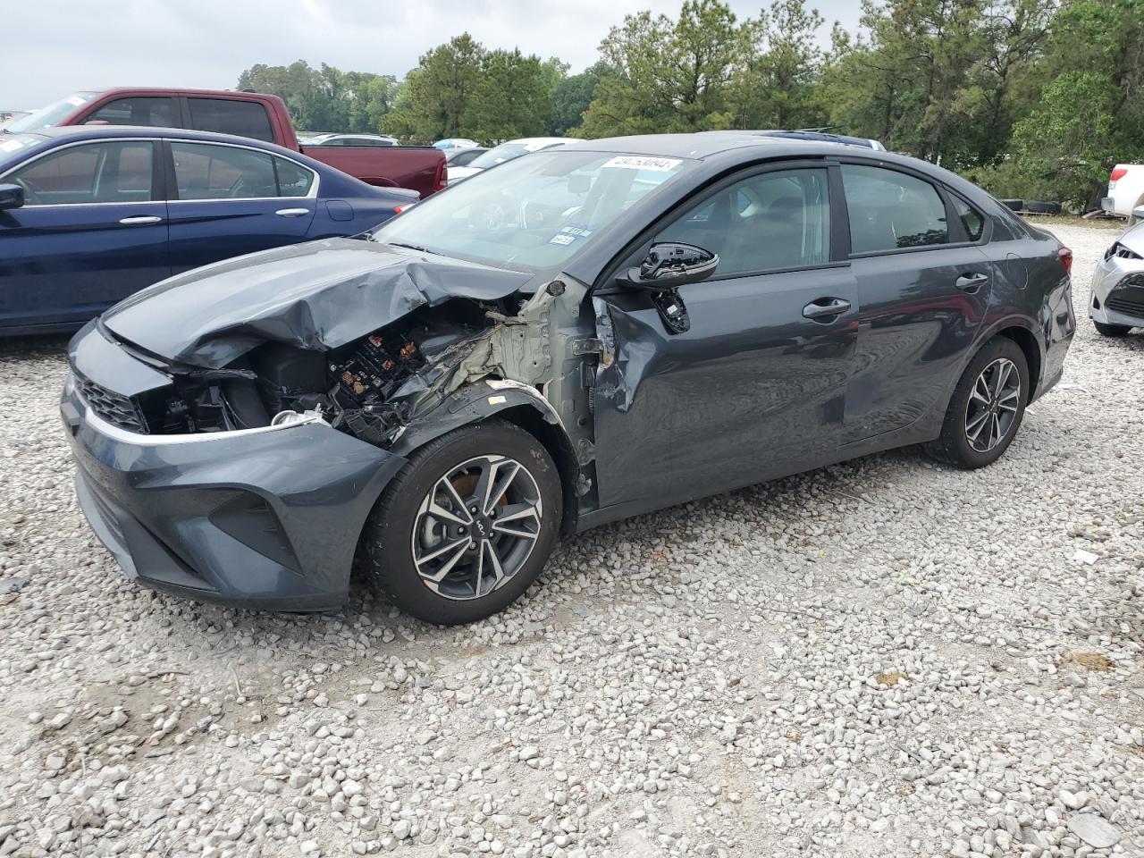 2023 KIA FORTE LX