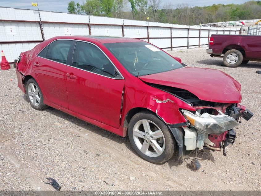 2013 TOYOTA CAMRY SE