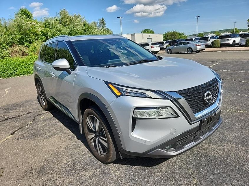 2022 NISSAN ROGUE SL