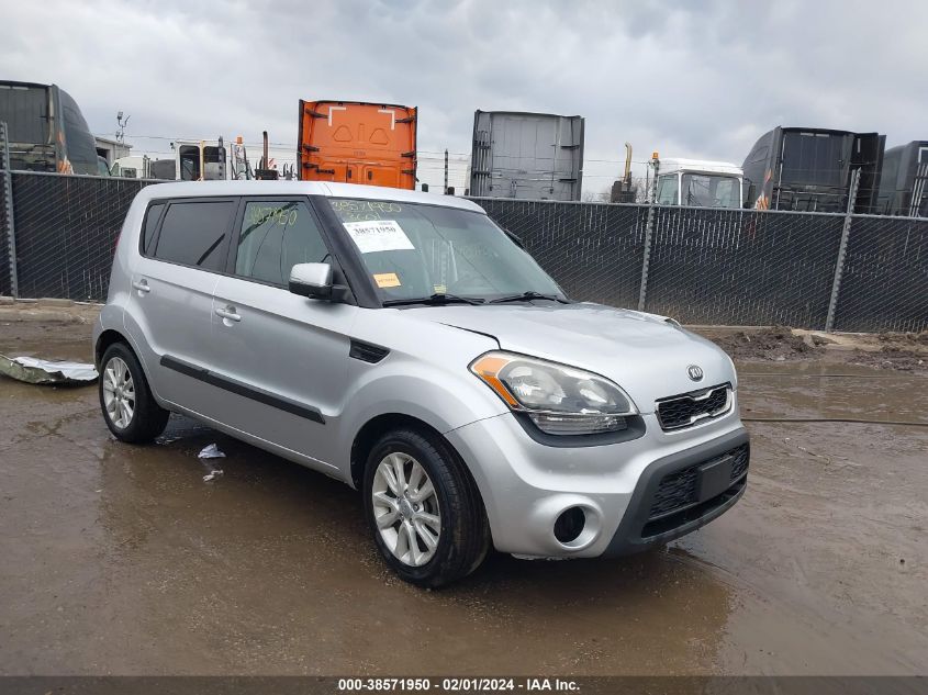 2013 KIA SOUL +