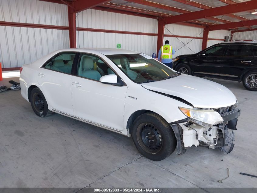 2014 TOYOTA CAMRY HYBRID LE