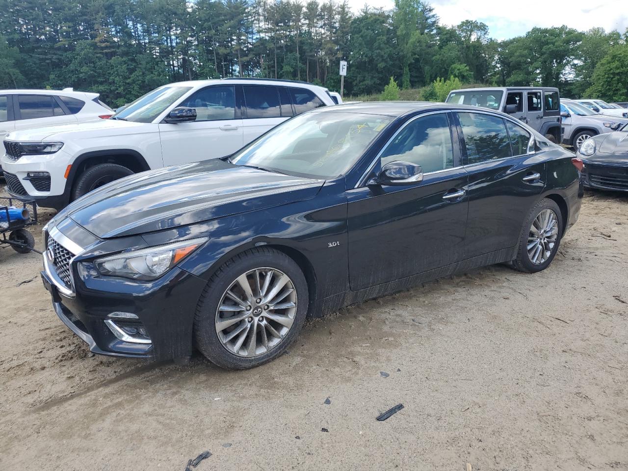 2018 INFINITI Q50 LUXE