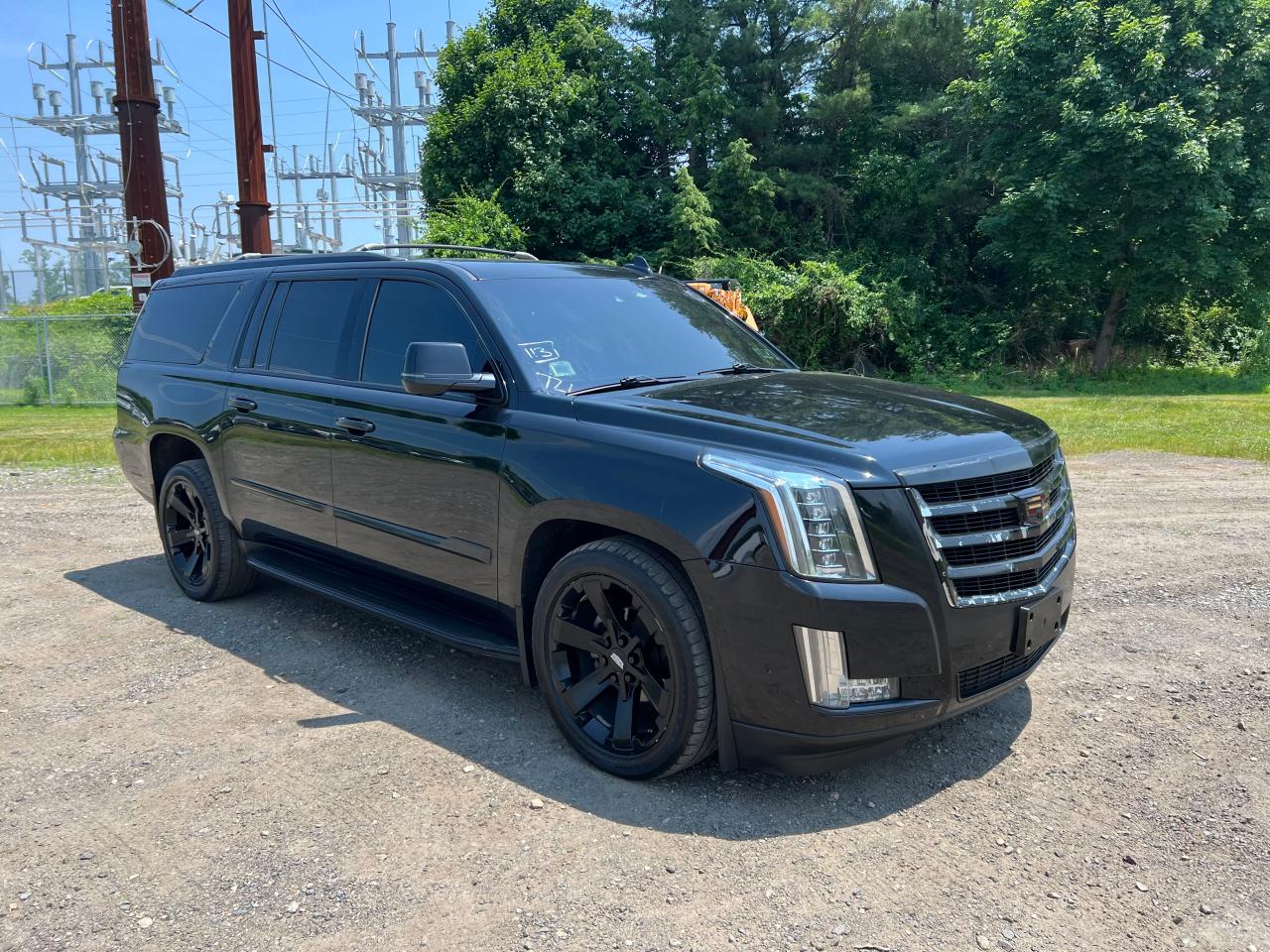 2017 CADILLAC ESCALADE ESV LUXURY