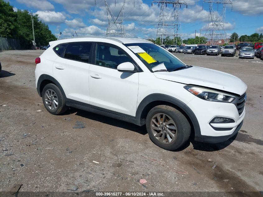 2016 HYUNDAI TUCSON SE