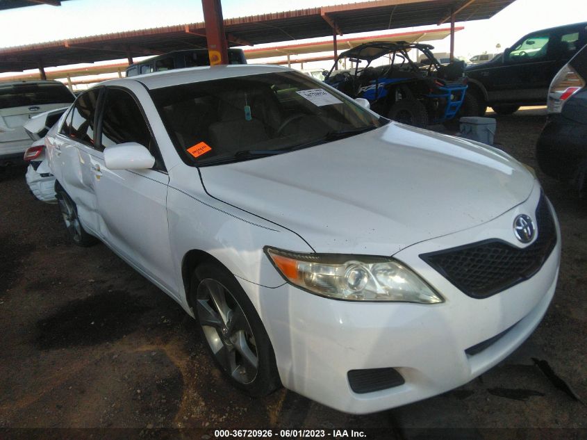 2011 TOYOTA CAMRY