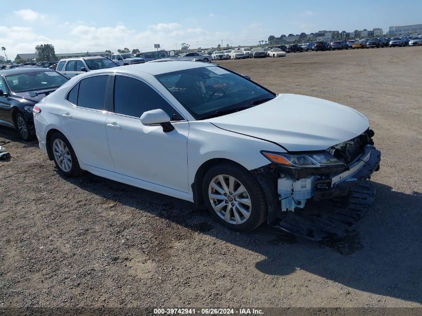 2020 TOYOTA CAMRY SE NIGHTSHADE EDITION