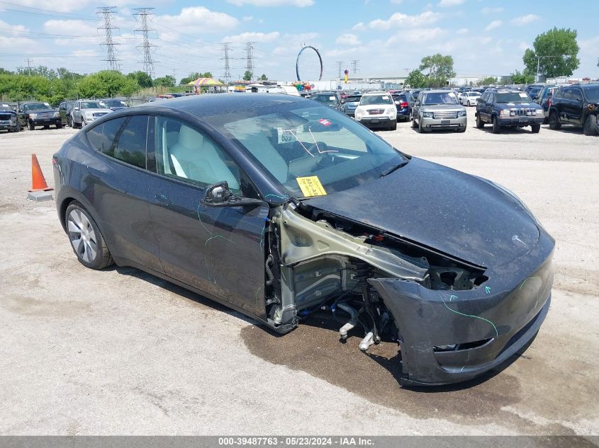 2024 TESLA MODEL Y