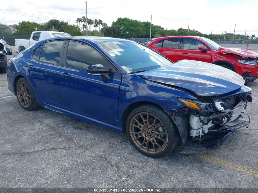 2023 TOYOTA CAMRY SE NIGHTSHADE EDITION