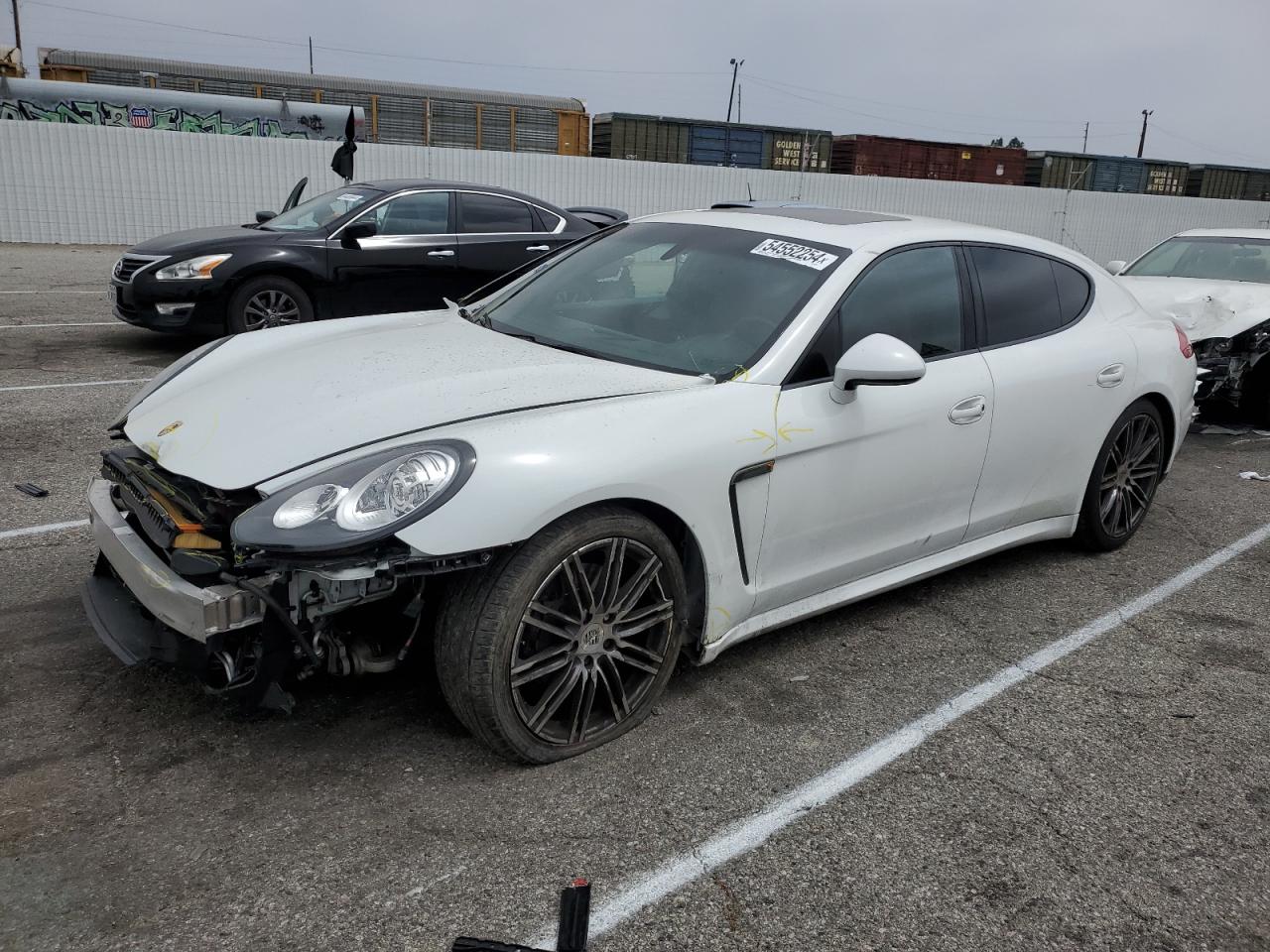 2015 PORSCHE PANAMERA 2