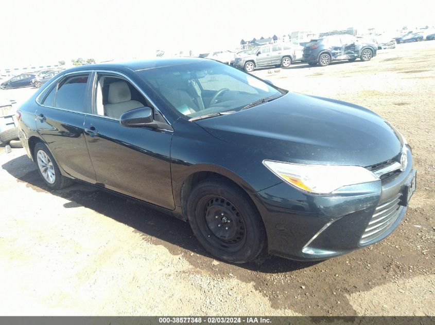 2015 TOYOTA CAMRY LE