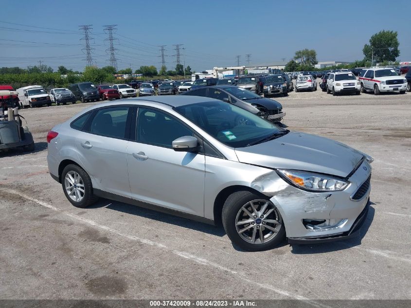 2015 FORD FOCUS SE