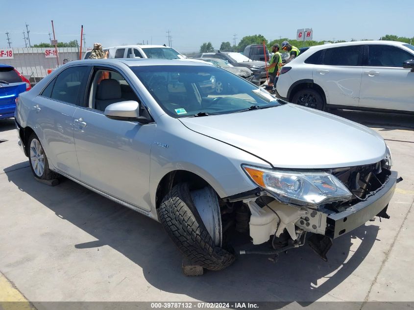 2013 TOYOTA CAMRY HYBRID XLE