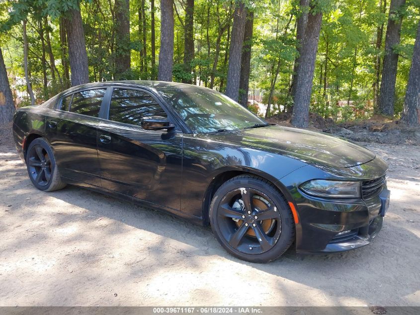 2016 DODGE CHARGER SXT