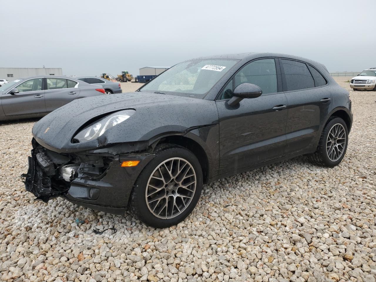 2018 PORSCHE MACAN