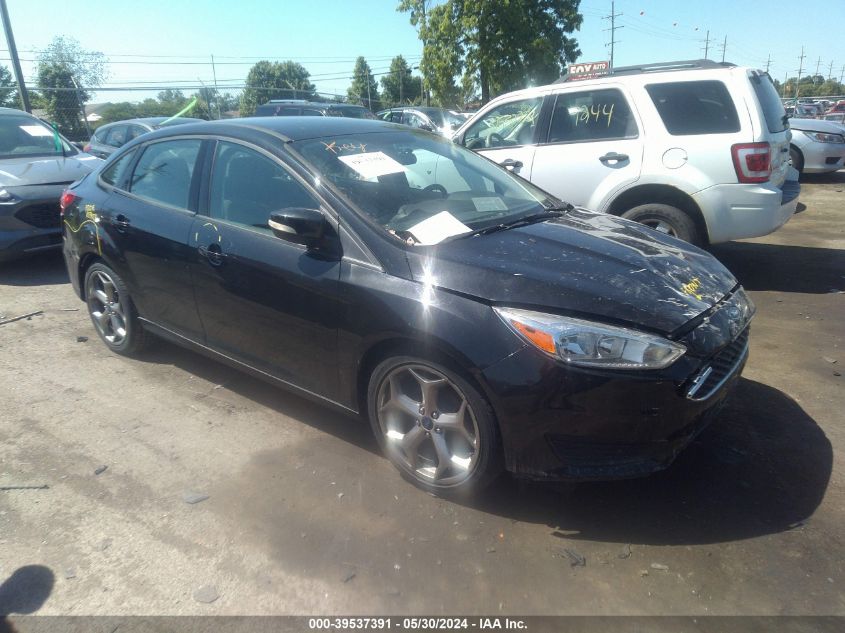 2015 FORD FOCUS SE