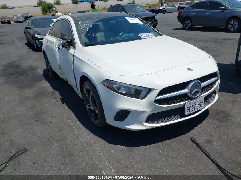 2019 MERCEDES-BENZ A 220